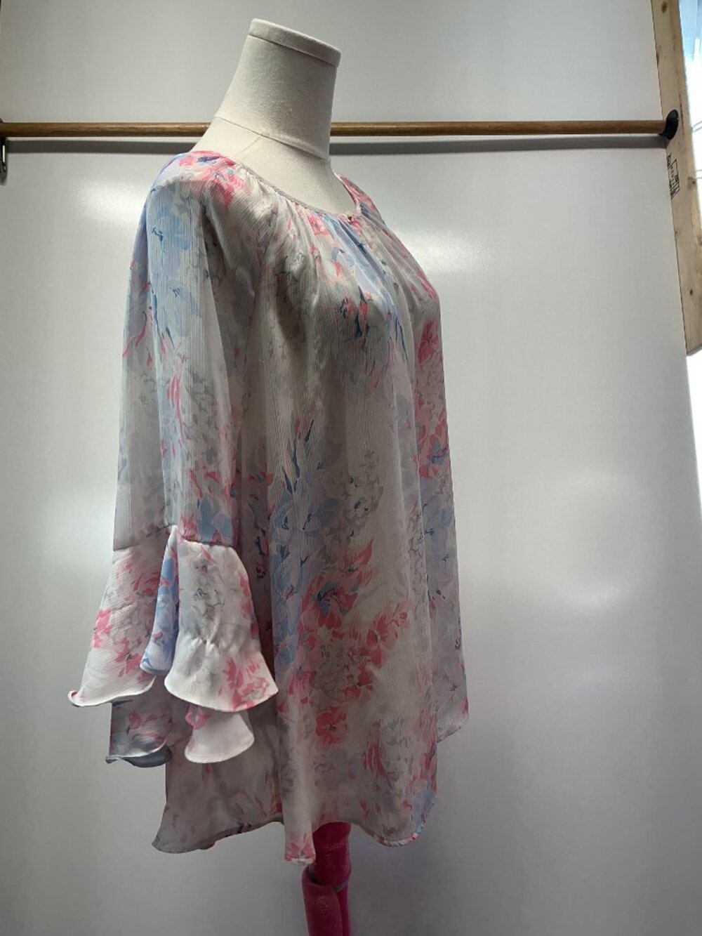 Chaps Floral Chiffon Blouse Women's XXL Pink Blue Ruffle Sleeve Sheer Blouse - Picture 14 of 16